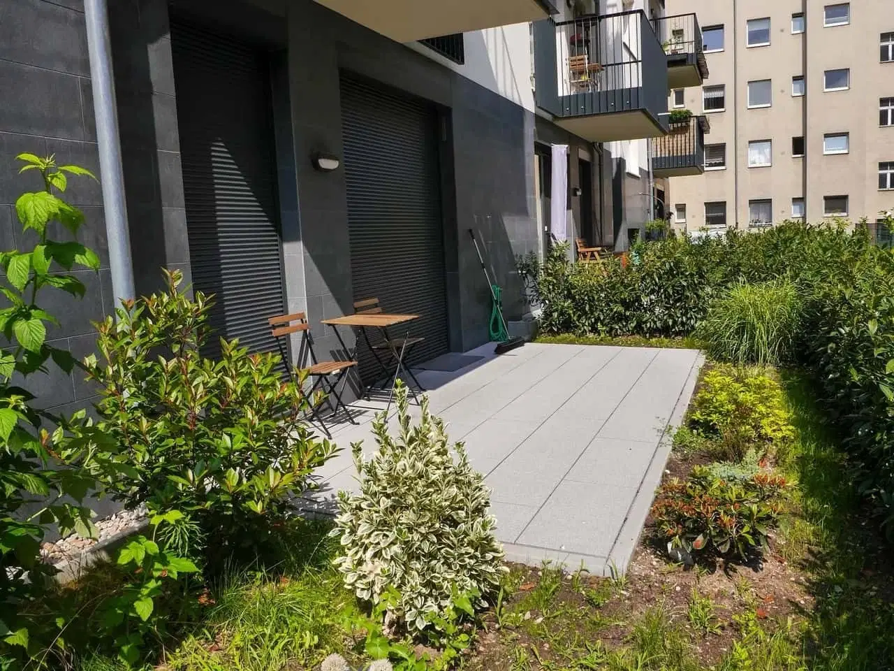 SPC 12049, Berlin – Exterior