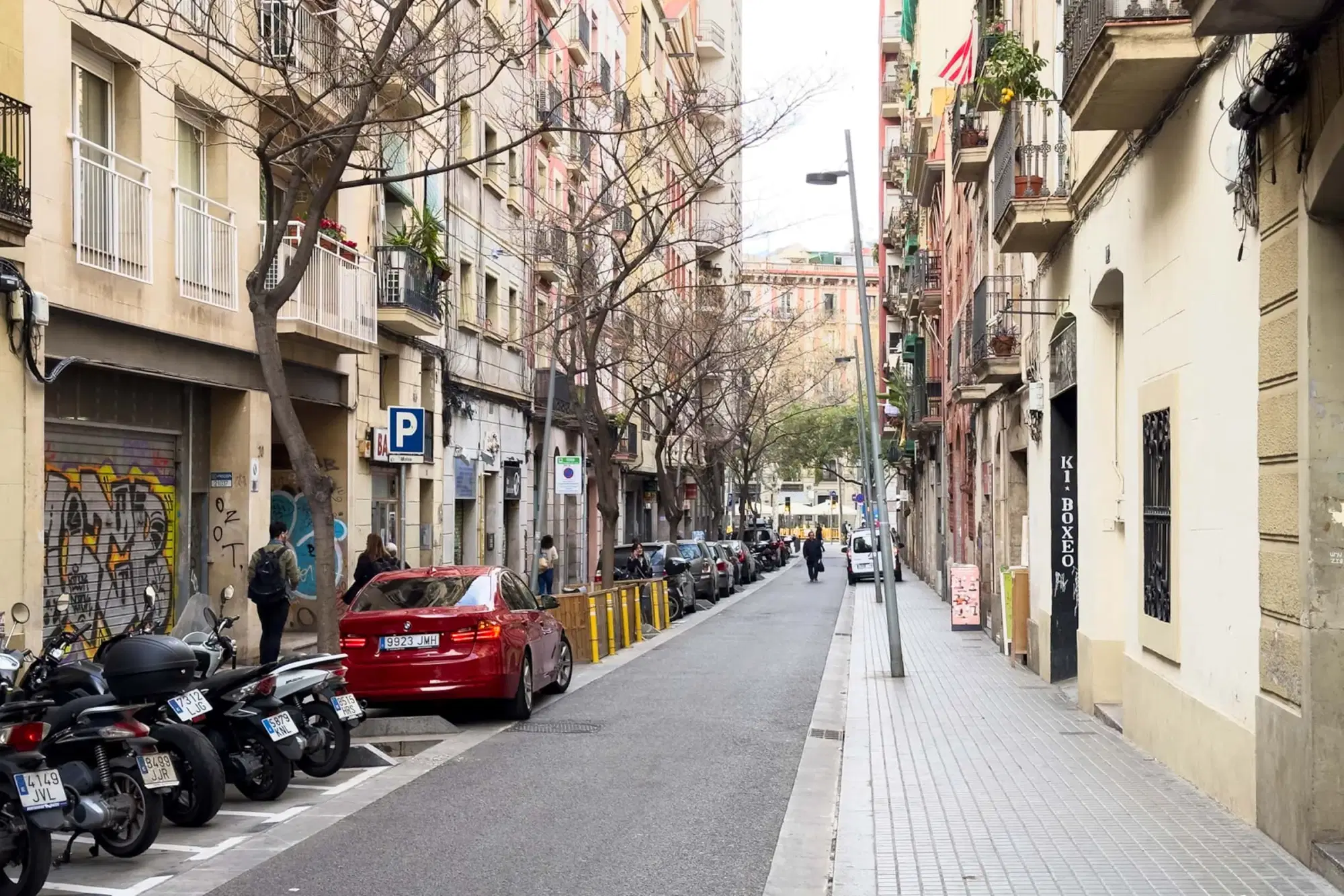 SPC 8004, Barcelona – Exterior