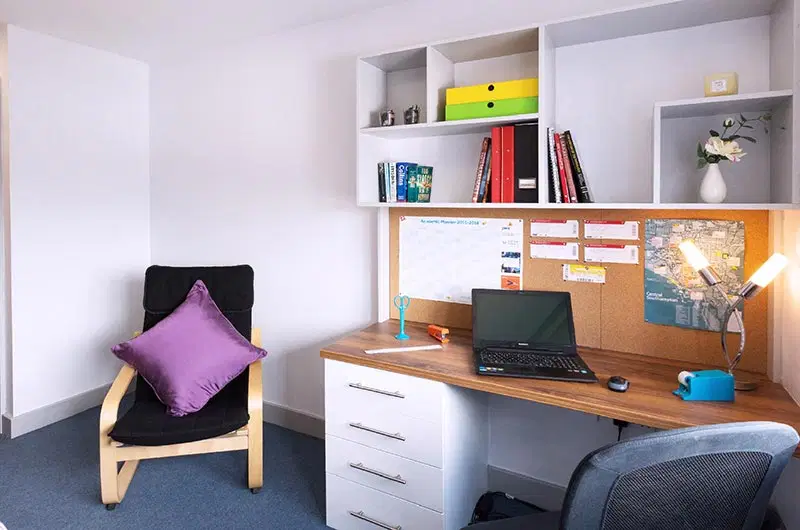 Unilife High Street, Southampton – Standard Twodio