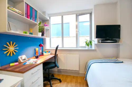 Unilife High Street, Southampton – Standard Studio