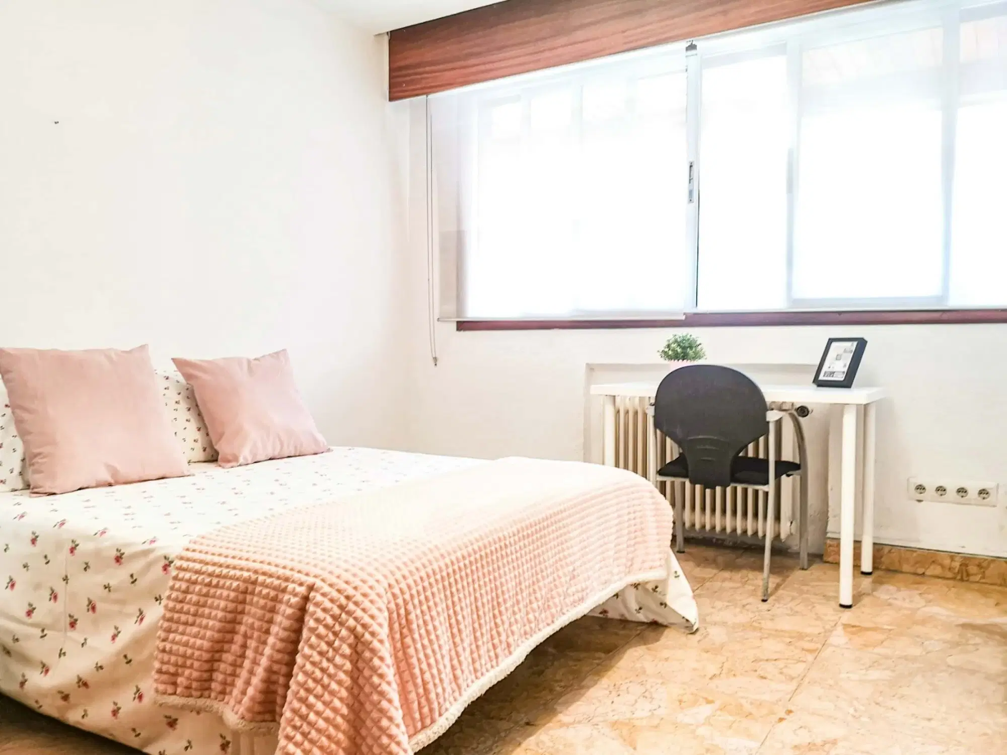 SPC 28040, Madrid – #134523: Room in 1 Bedroom 3 Bathroom (Calle De Beatriz De Bobadilla)