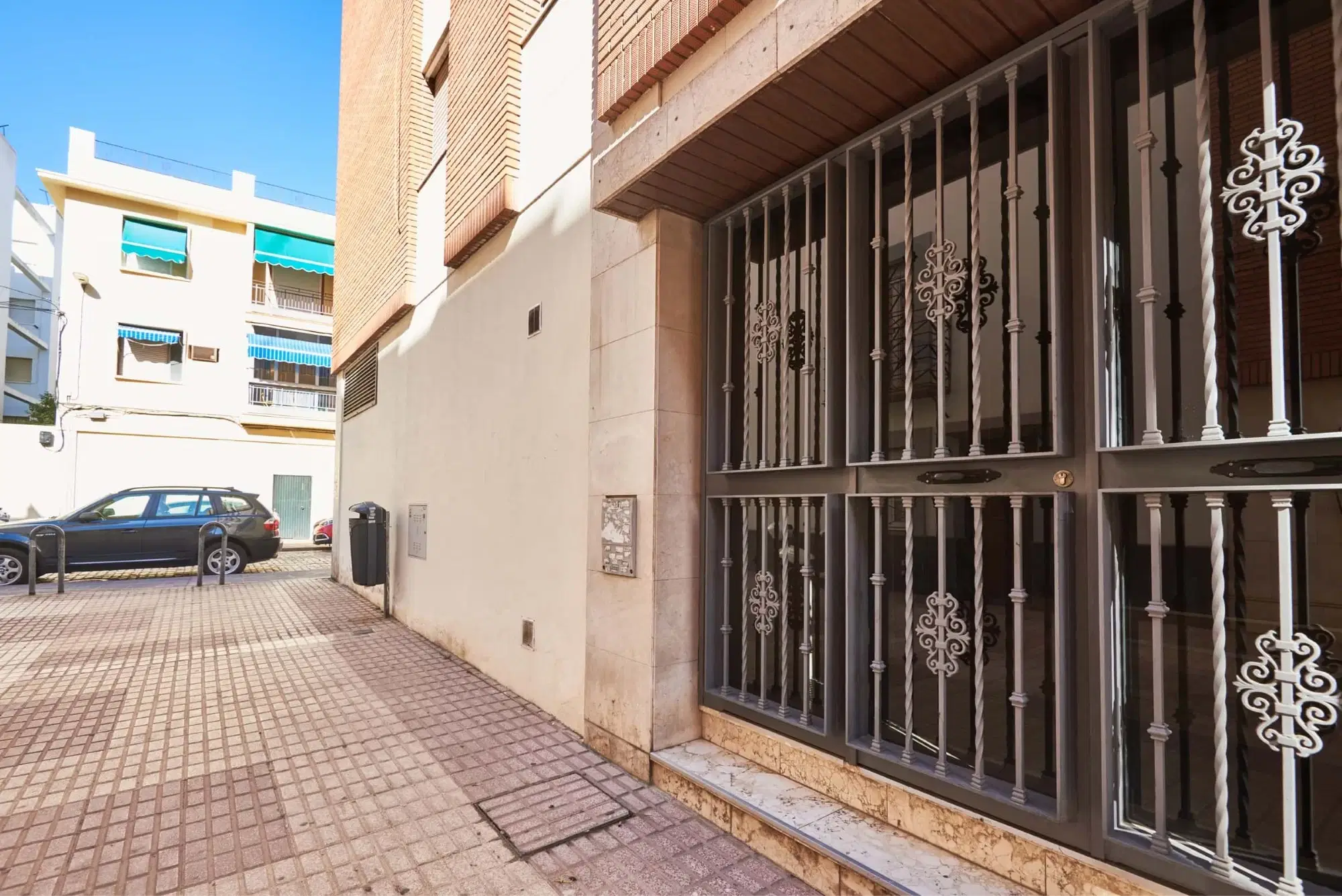 SPC 41010, Sevilla – Exterior