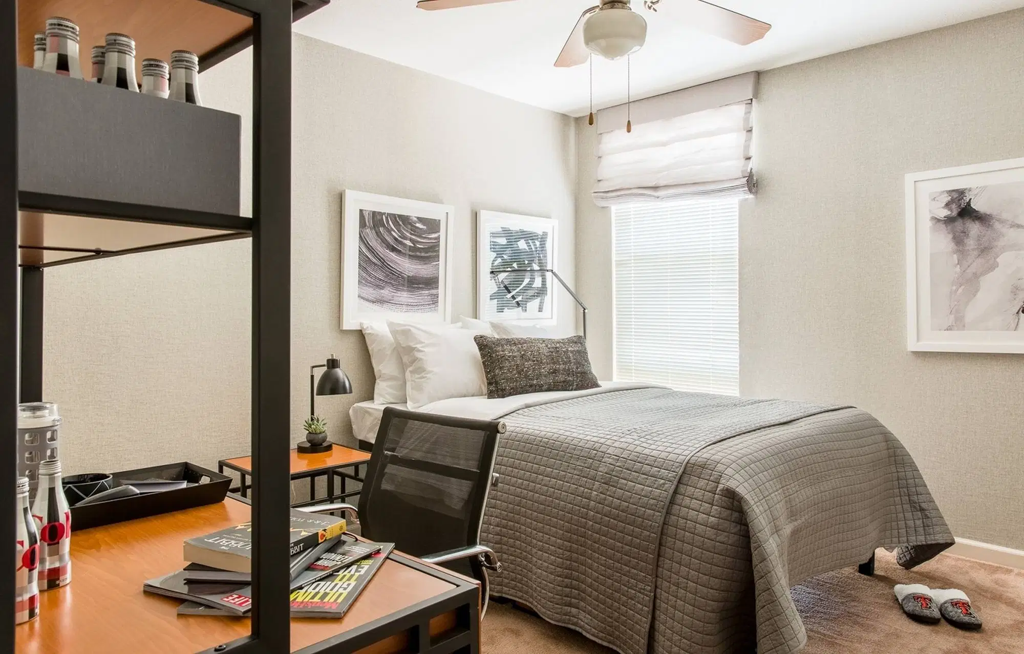 The Scarlet, Lubbock – Bedroom