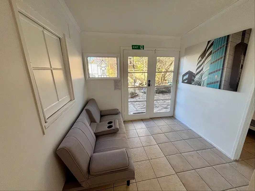 Room in a 4 Bedroom Apartment, 198 Mead St, Largs Bay, Australia SA 5016 – Common Area