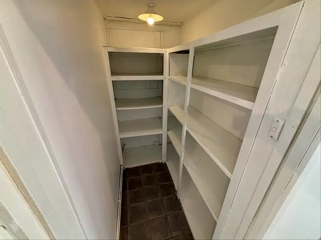 Room in a 4 Bedroom Apartment, 198 Mead St, Largs Bay, Australia SA 5016 – Amenities
