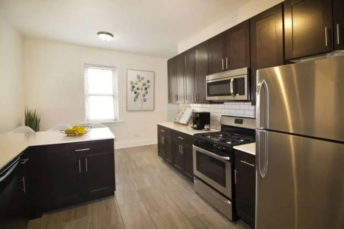 5533 S. Blackstone, Chicago – Kitchen