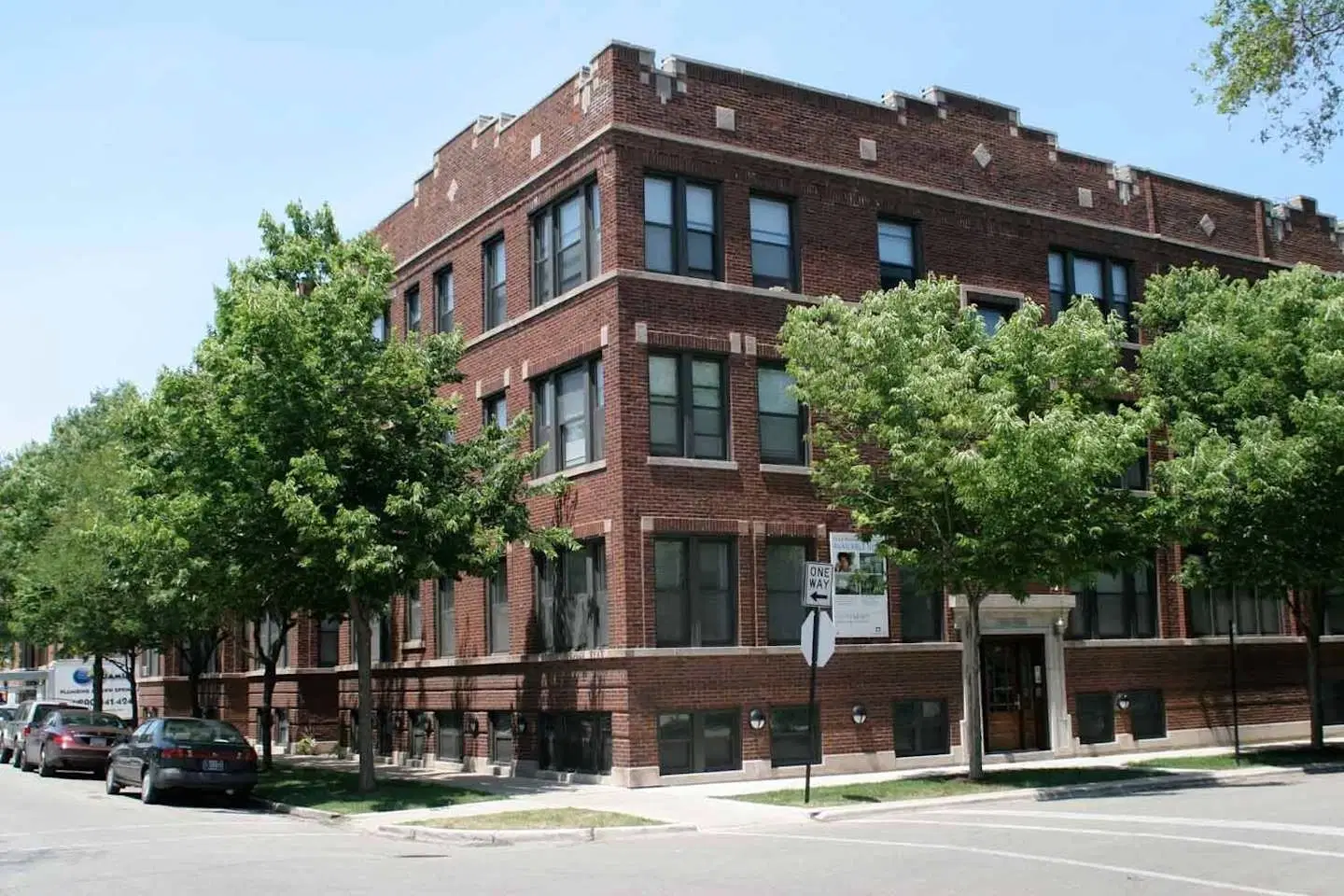 5350-5358 S. Maryland Avenue, Chicago – Exterior