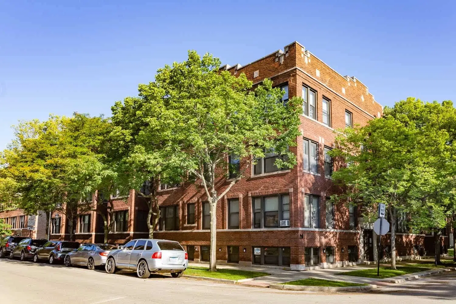 5301-5307 S. Maryland Avenue, Chicago – Exterior