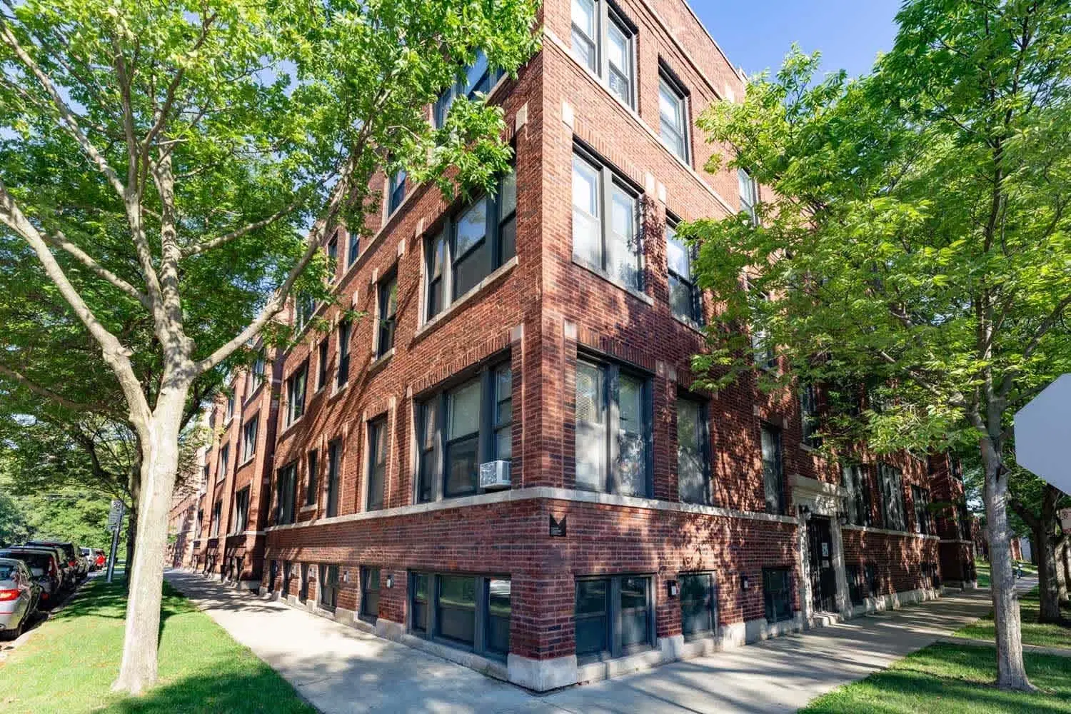 5301-5307 S. Maryland Avenue, Chicago – Exterior