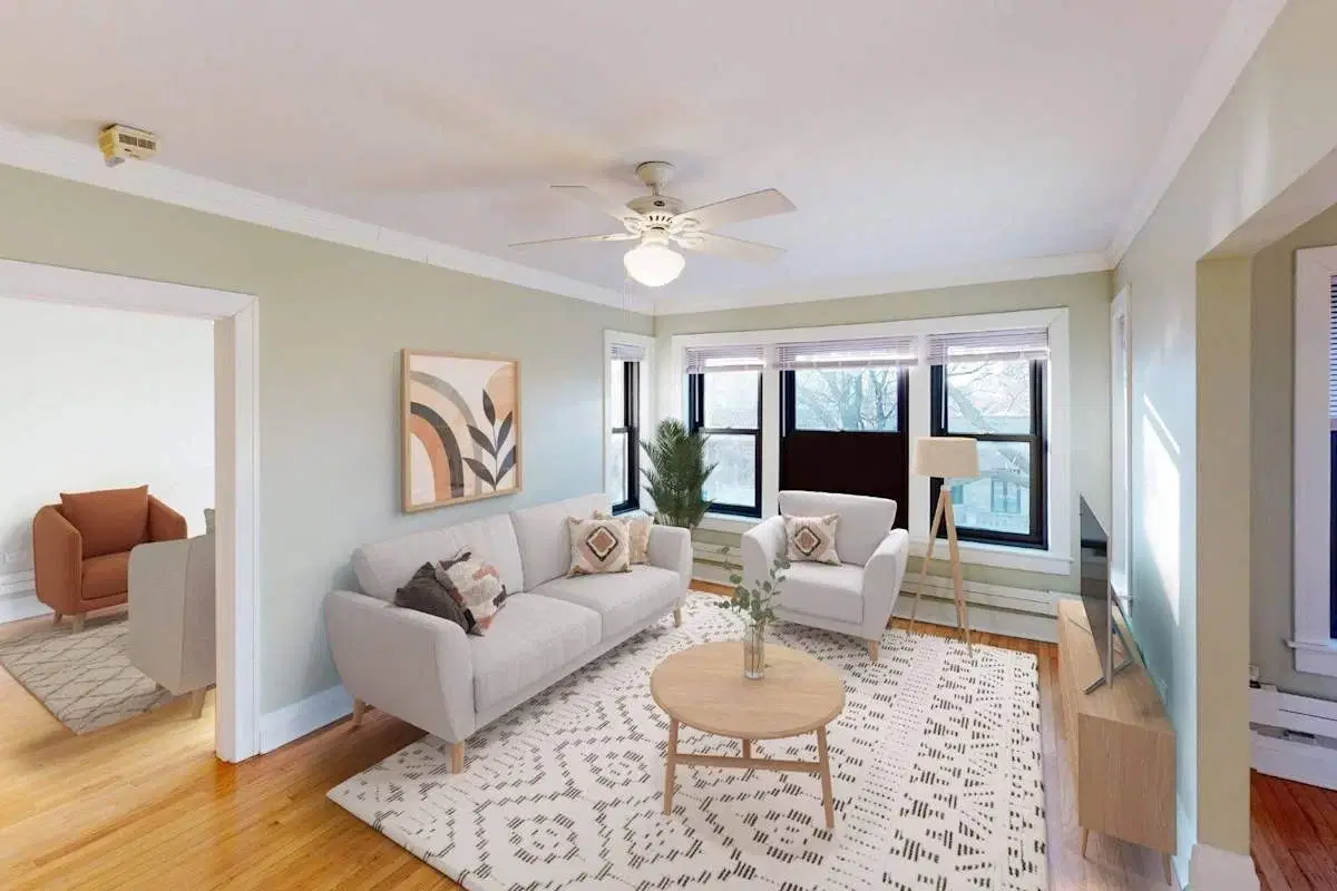 5535 S. Kimbark Avenue, Chicago – Common Area