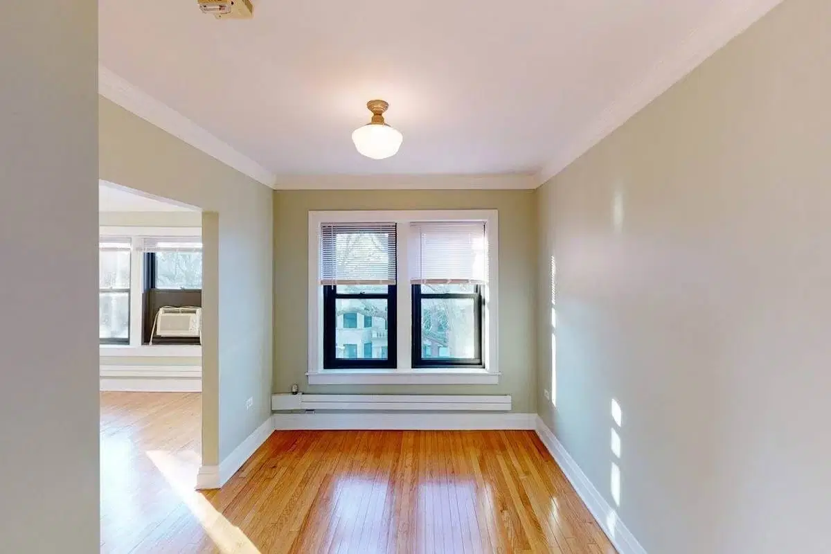 5535 S. Kimbark Avenue, Chicago – Common Area
