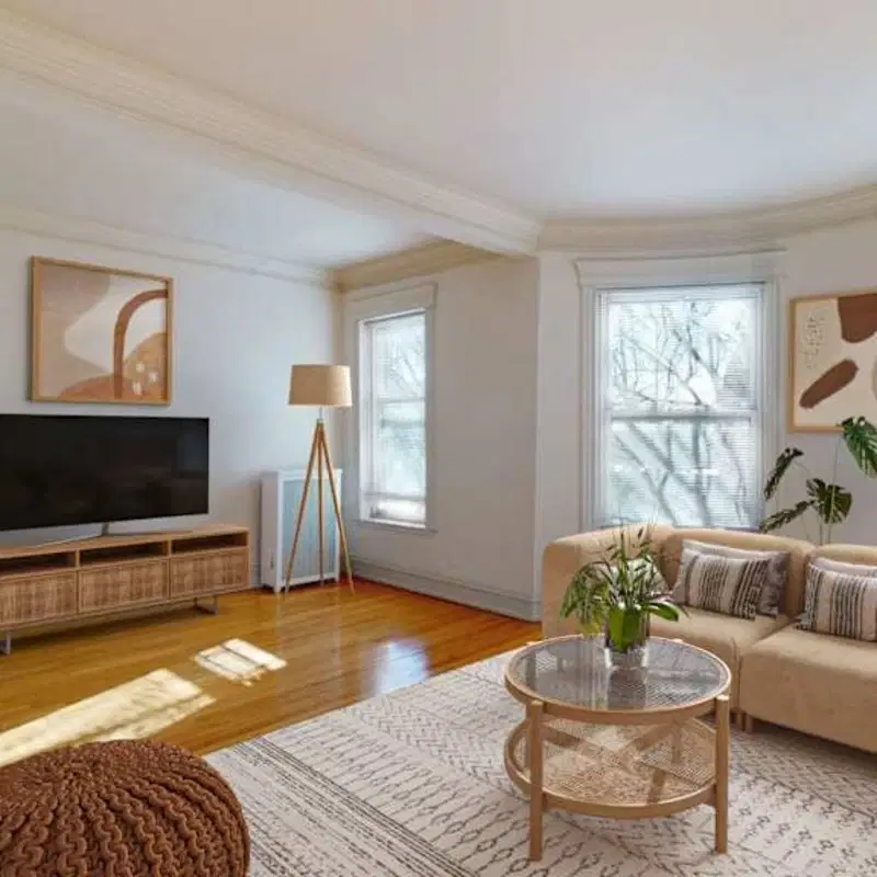 5623 S. Dorchester, Chicago – Common Area