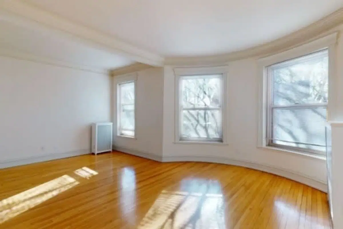 5623 S. Dorchester, Chicago