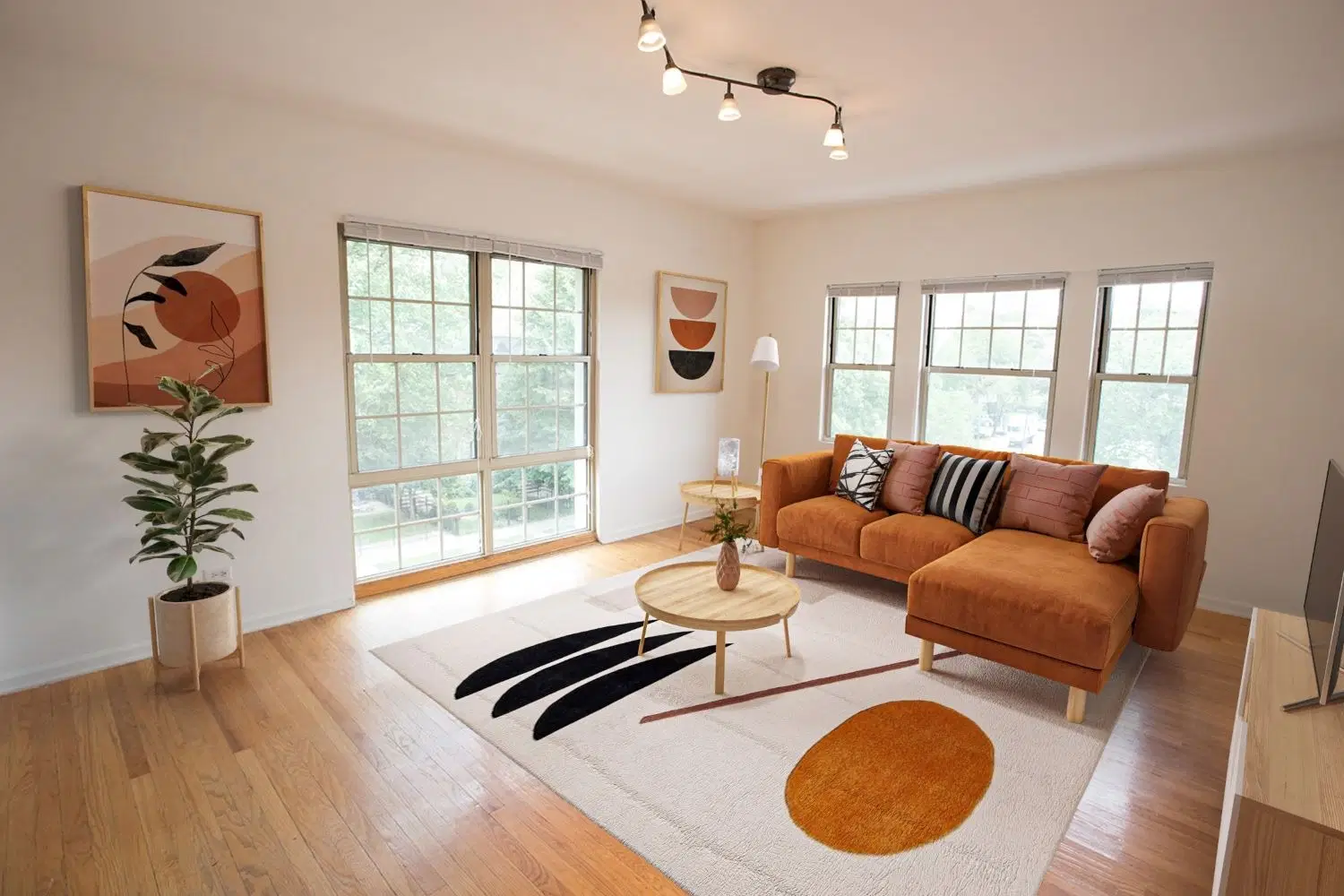 5528 S. Cornell Avenue, Chicago – Common Area