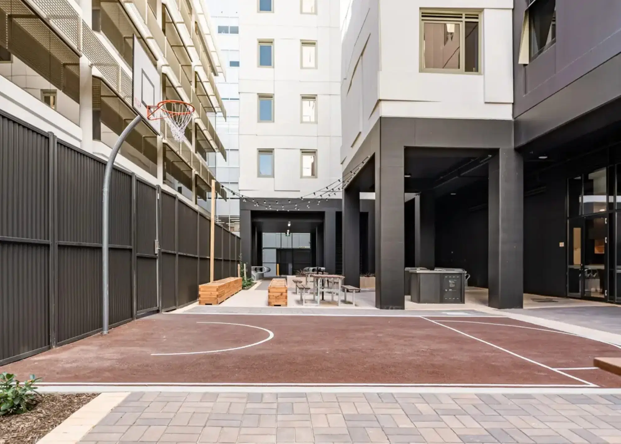 Accolade On Waymouth (Formerly Y Suites On Waymouth), Adelaide – Exterior