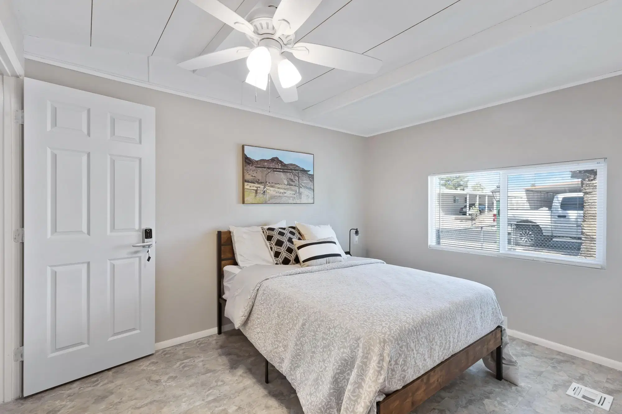 PDP 85207, Mesa – #23804: Room in 5 Bed 2 Bath