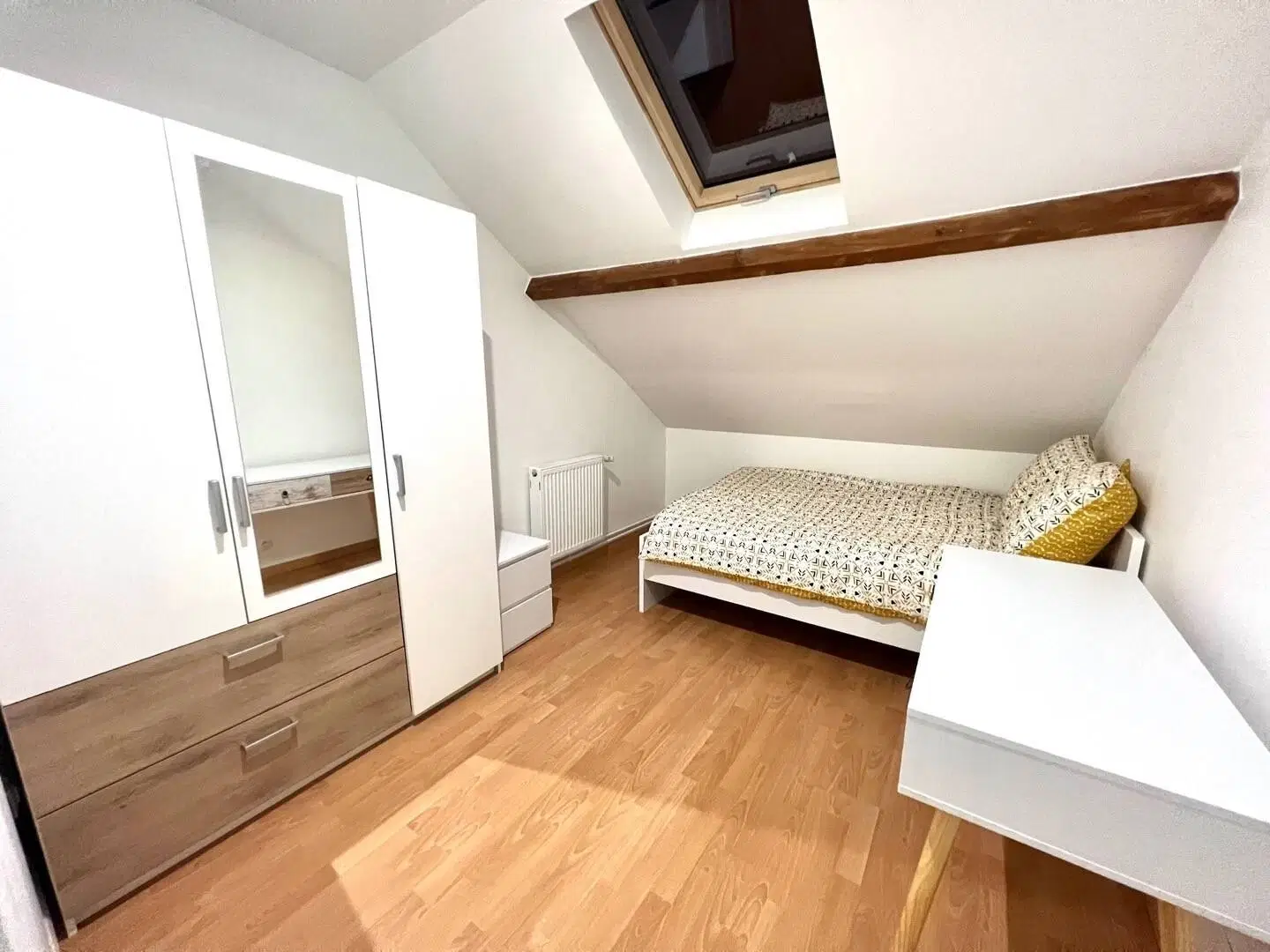 Room in a 14 Bedroom Apartment, Valenciennes Street, Gagny, France (93220) – Room 10