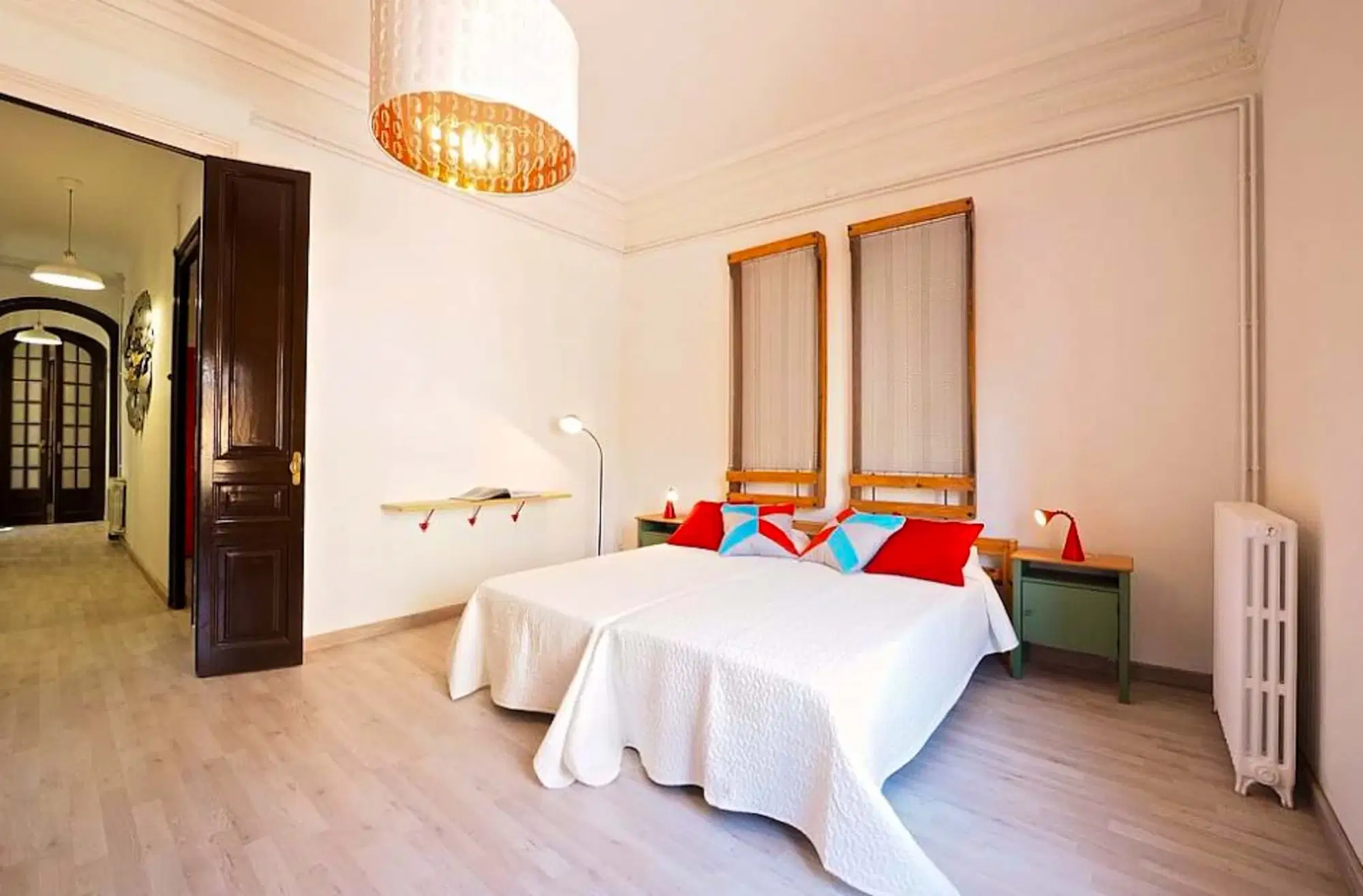 SPC 8014, Barcelona – #124846: 4 Bedroom 1 Bathroom (Carrer De La Creu Coberta)