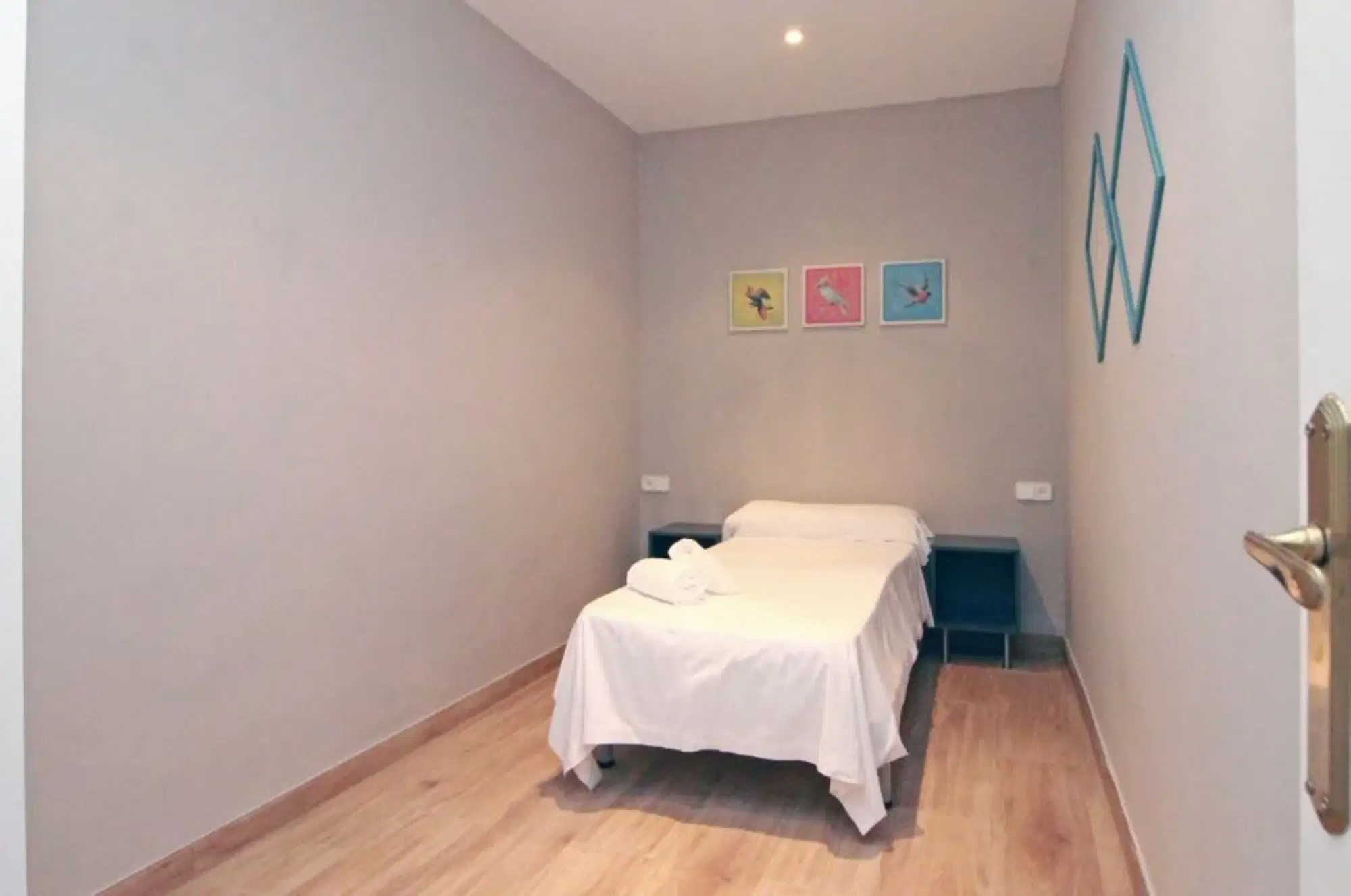 SPC 8014, Barcelona – #37853: 1 Bedroom 1 Bathroom (Carrer D'hostafrancs De Sió)