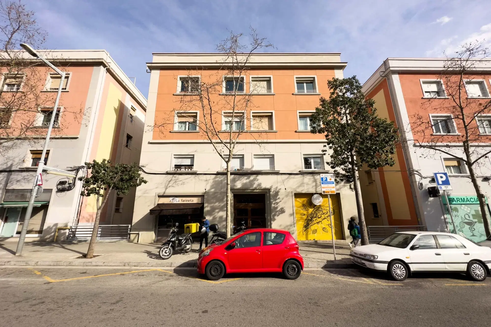 SPC 8023, Barcelona – Exterior