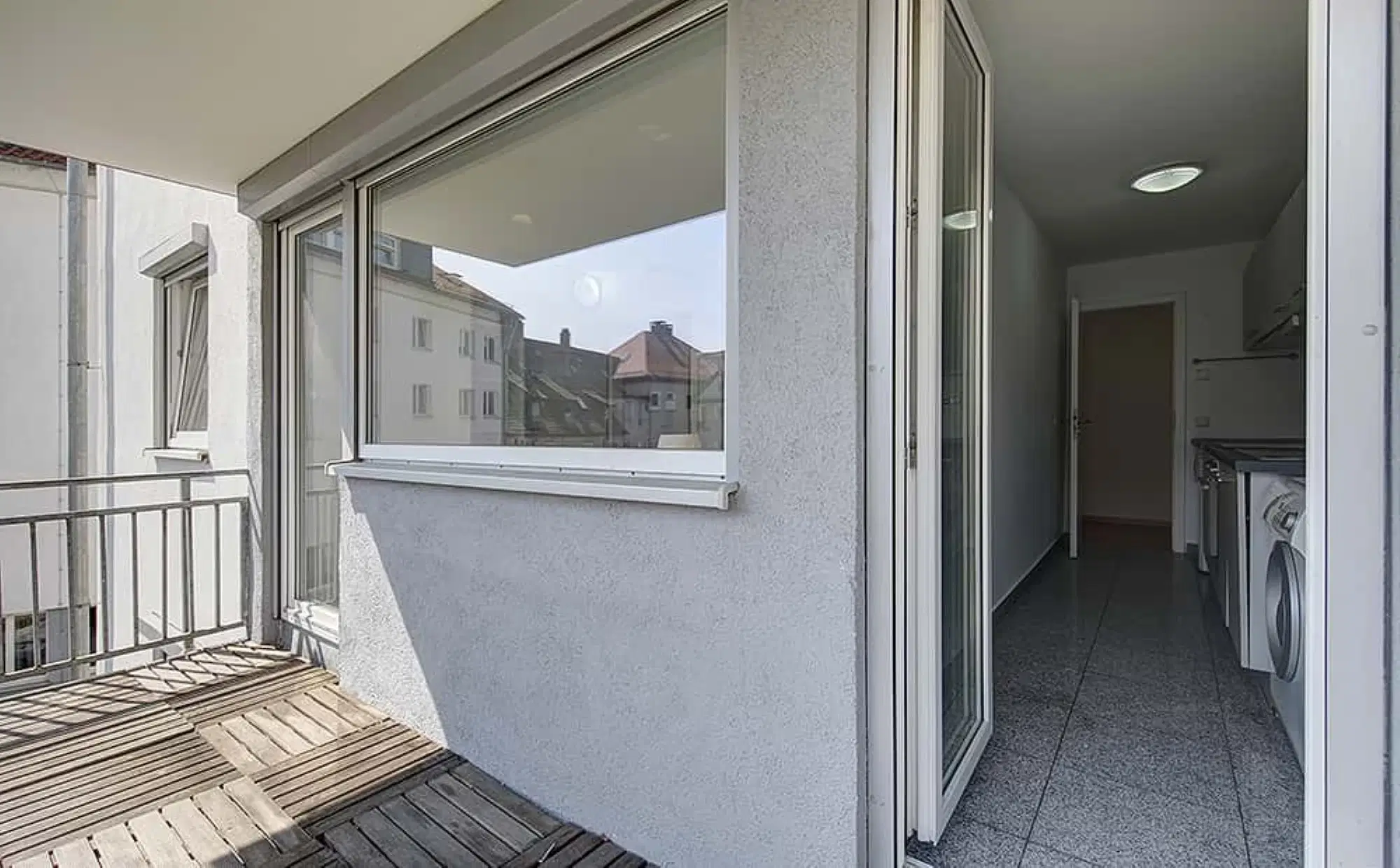 SPC 70376, Stuttgart – Exterior