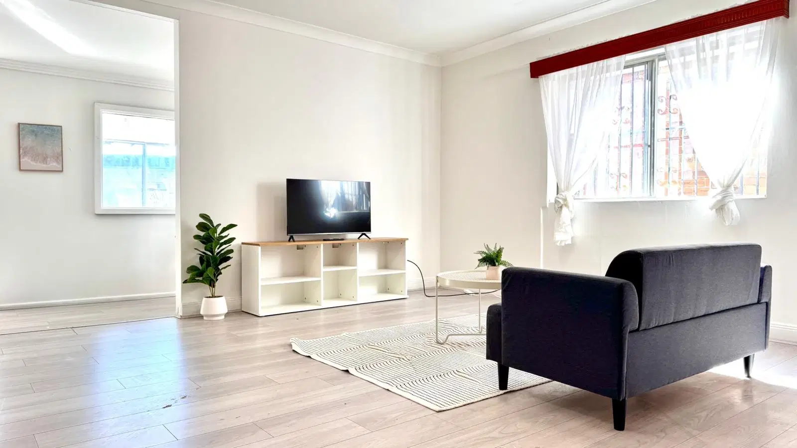 Room in a 4 Bedroom Apartment, Wollongong Rd, Arncliffe, Australia NSW 2205 – Common Area