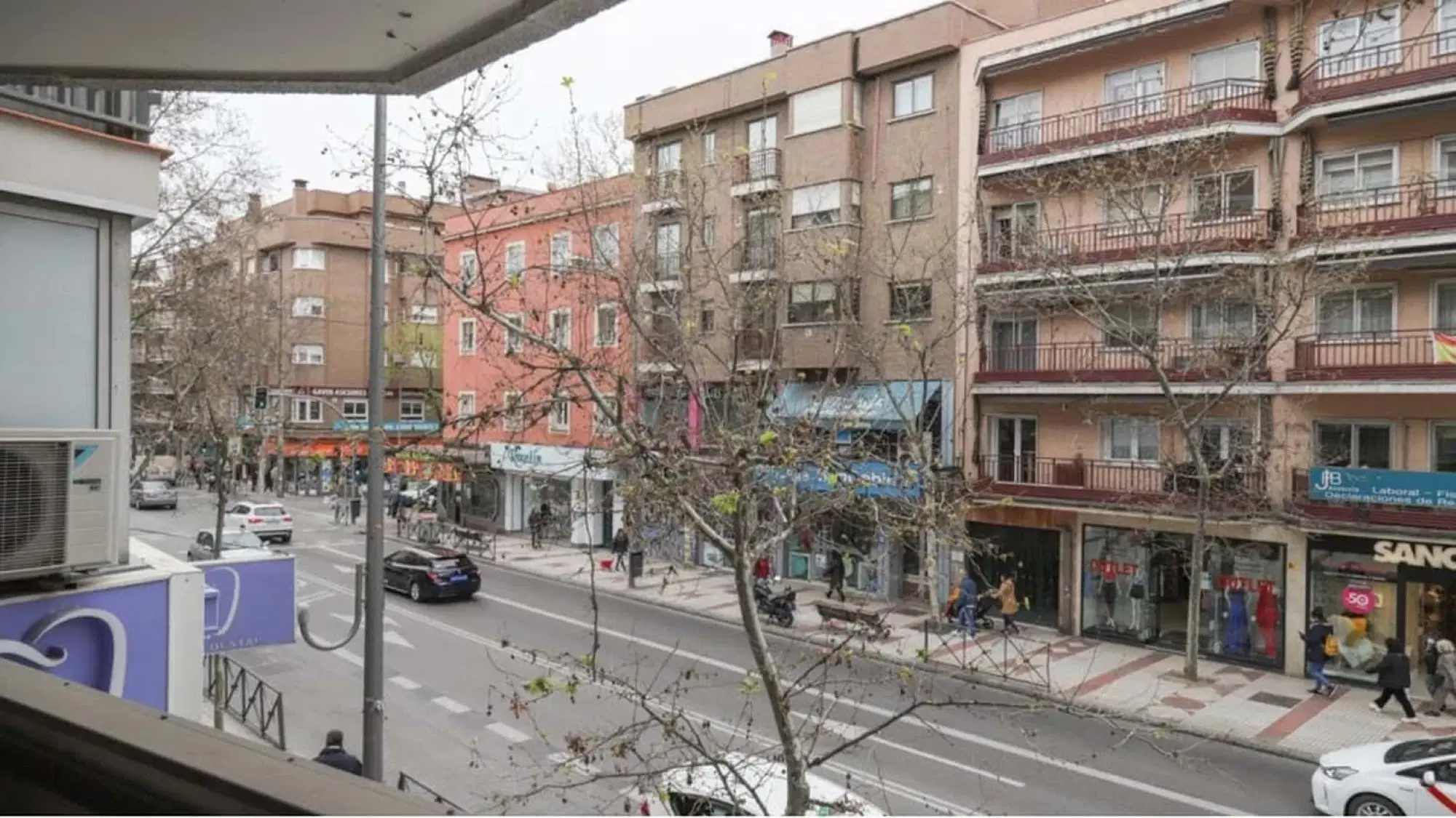 SPC 28027, Madrid – Exterior