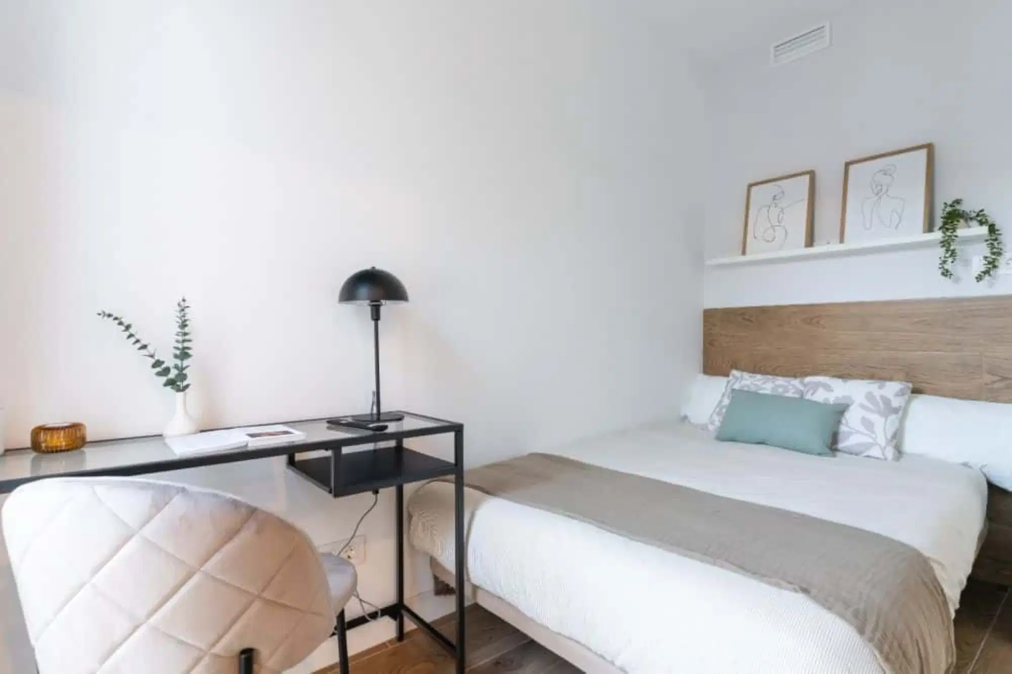 SPC 28019, Madrid – #175232: Room in 8 Bedroom 8 Bathroom (Calle De Alejandro Sánchez)