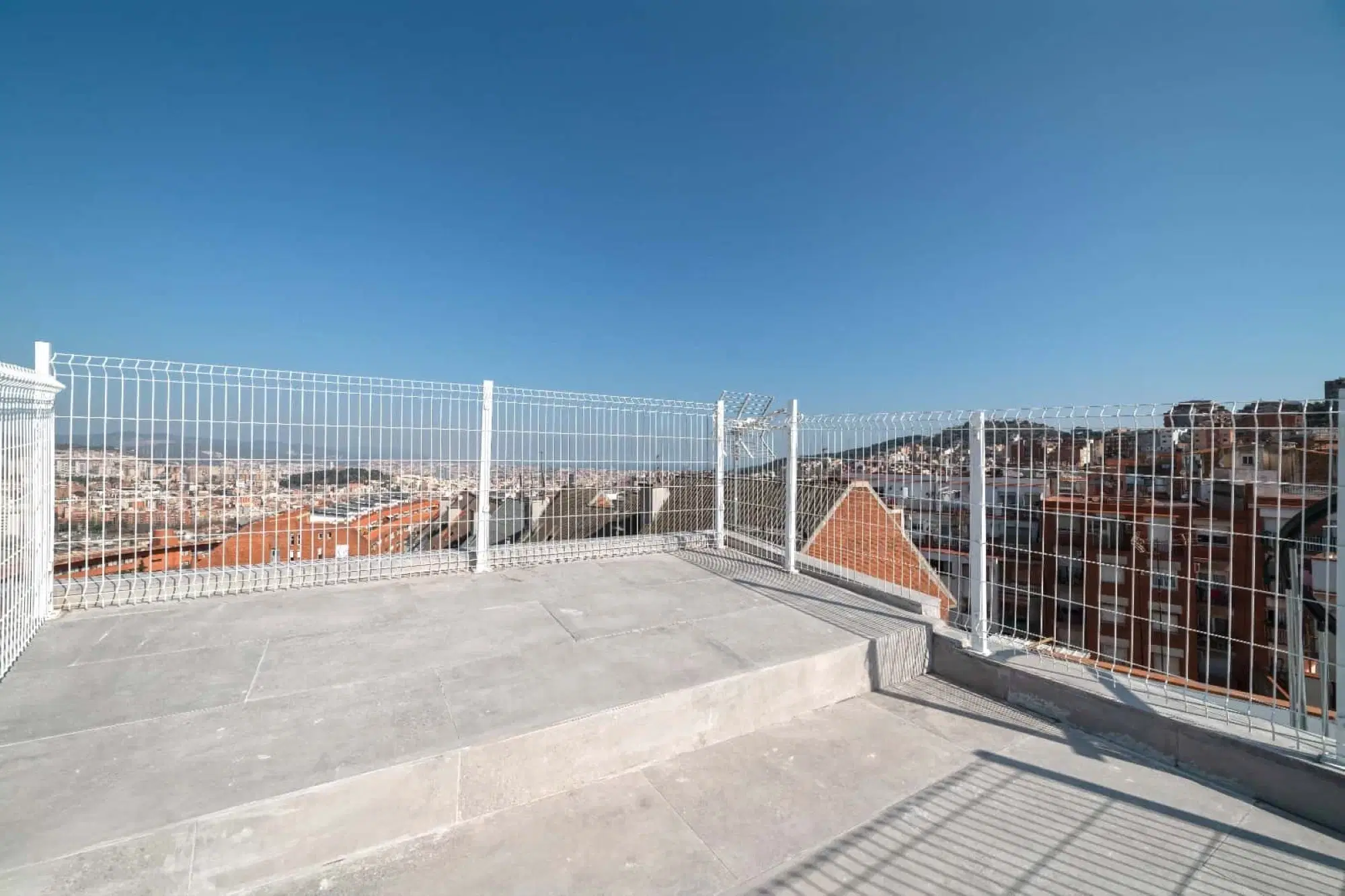 SPC 8032, Barcelona – Exterior