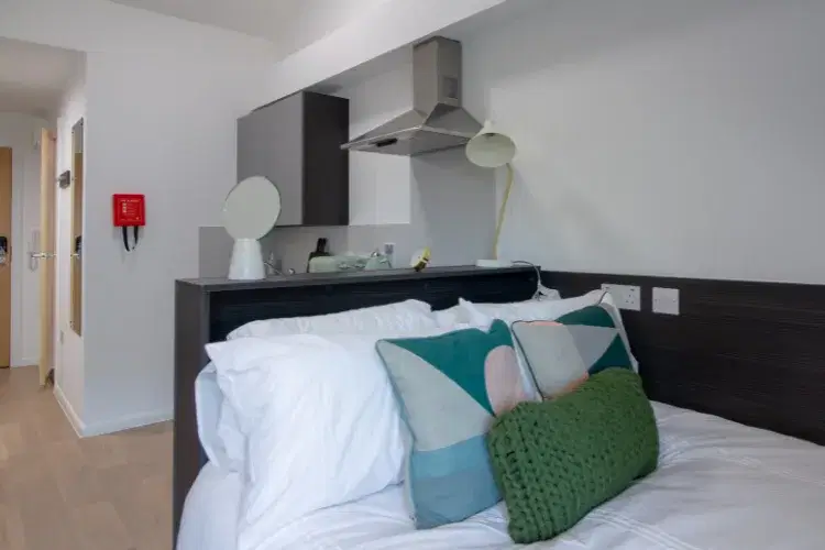 Avon Studios, Bath – Silver Plus Studio Parkside