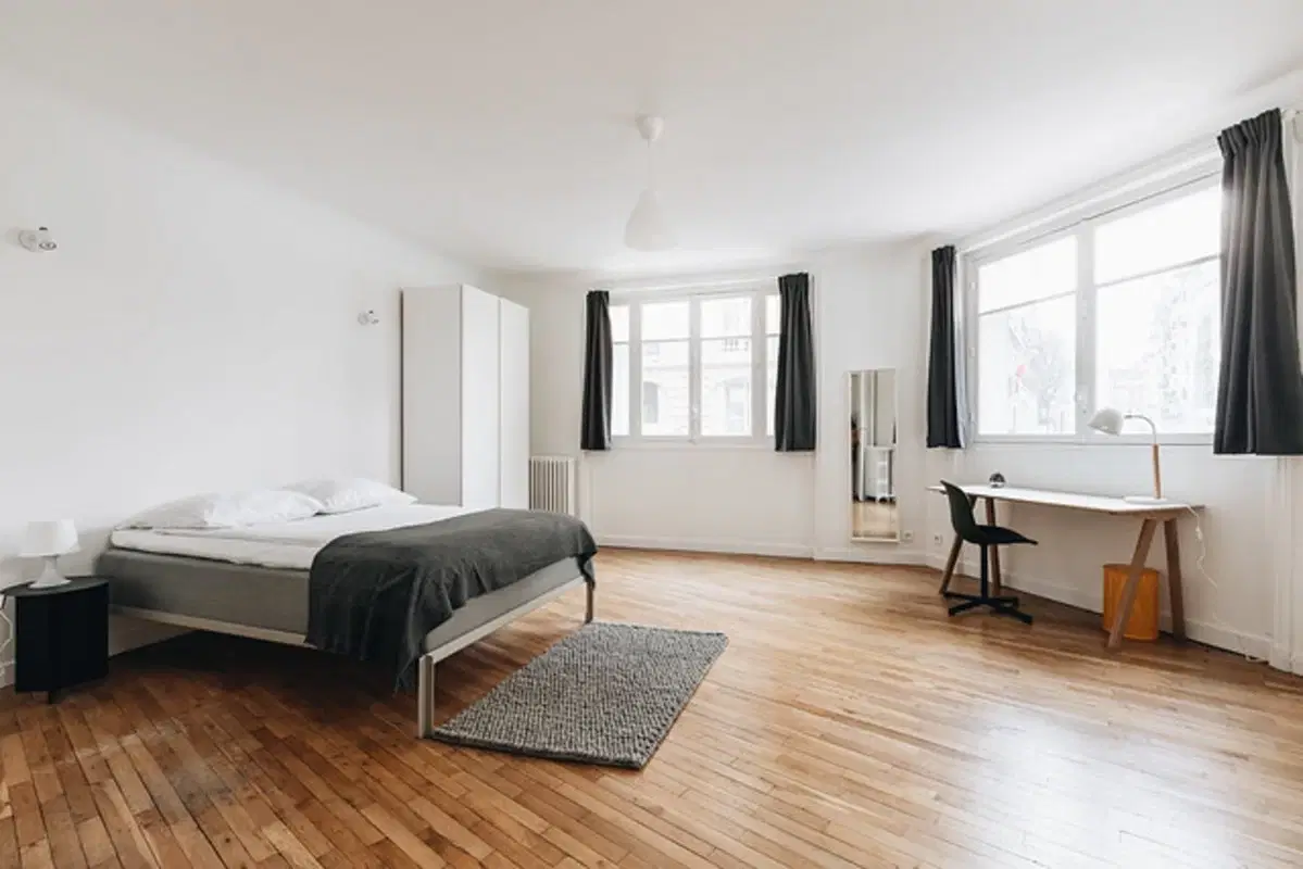 A-CLV 75007, Paris – Gustave Room 1
