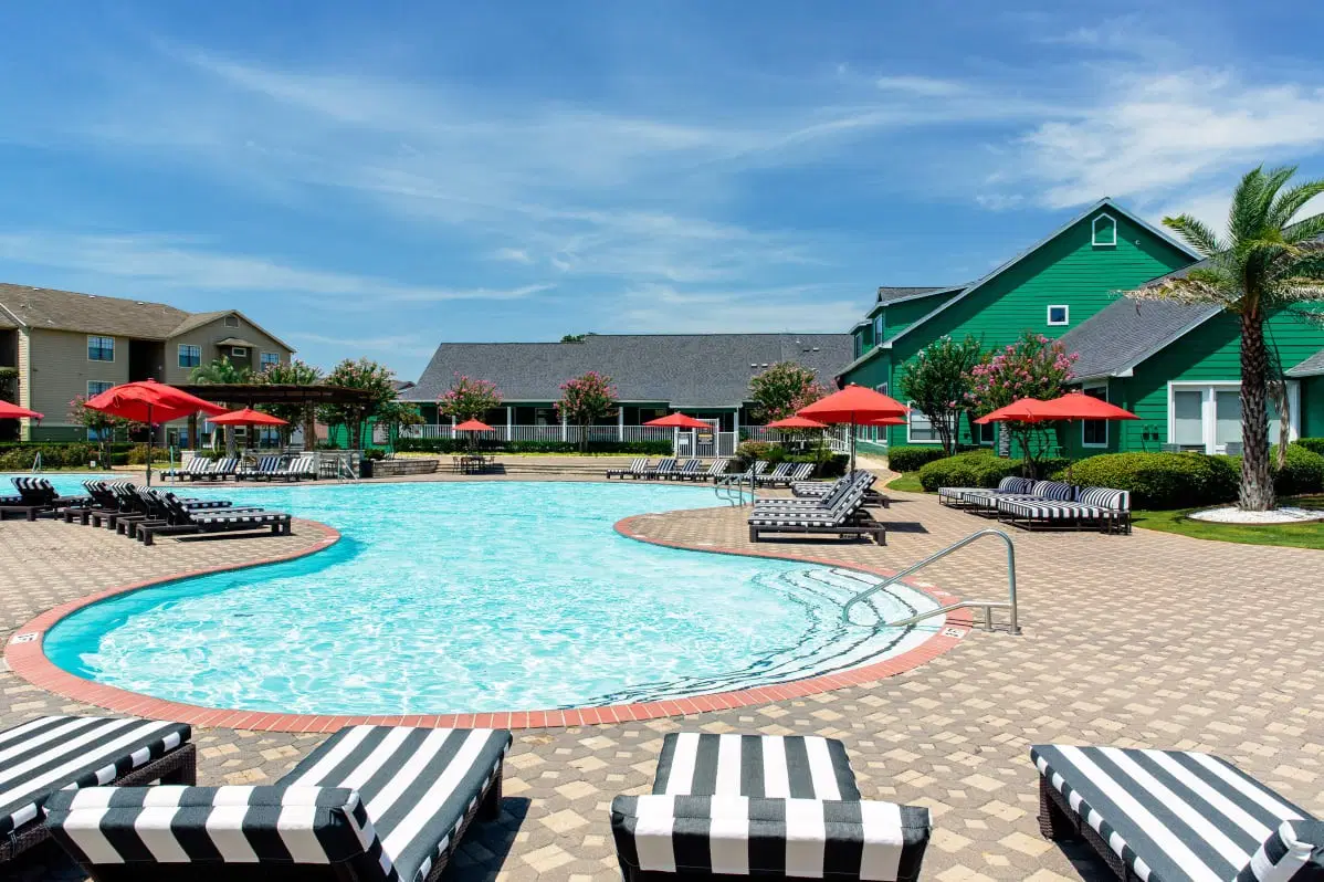 The London, College Station – Amenities