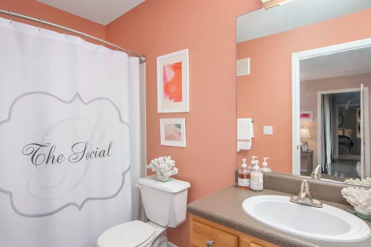 The Social, Tampa – Bathroom