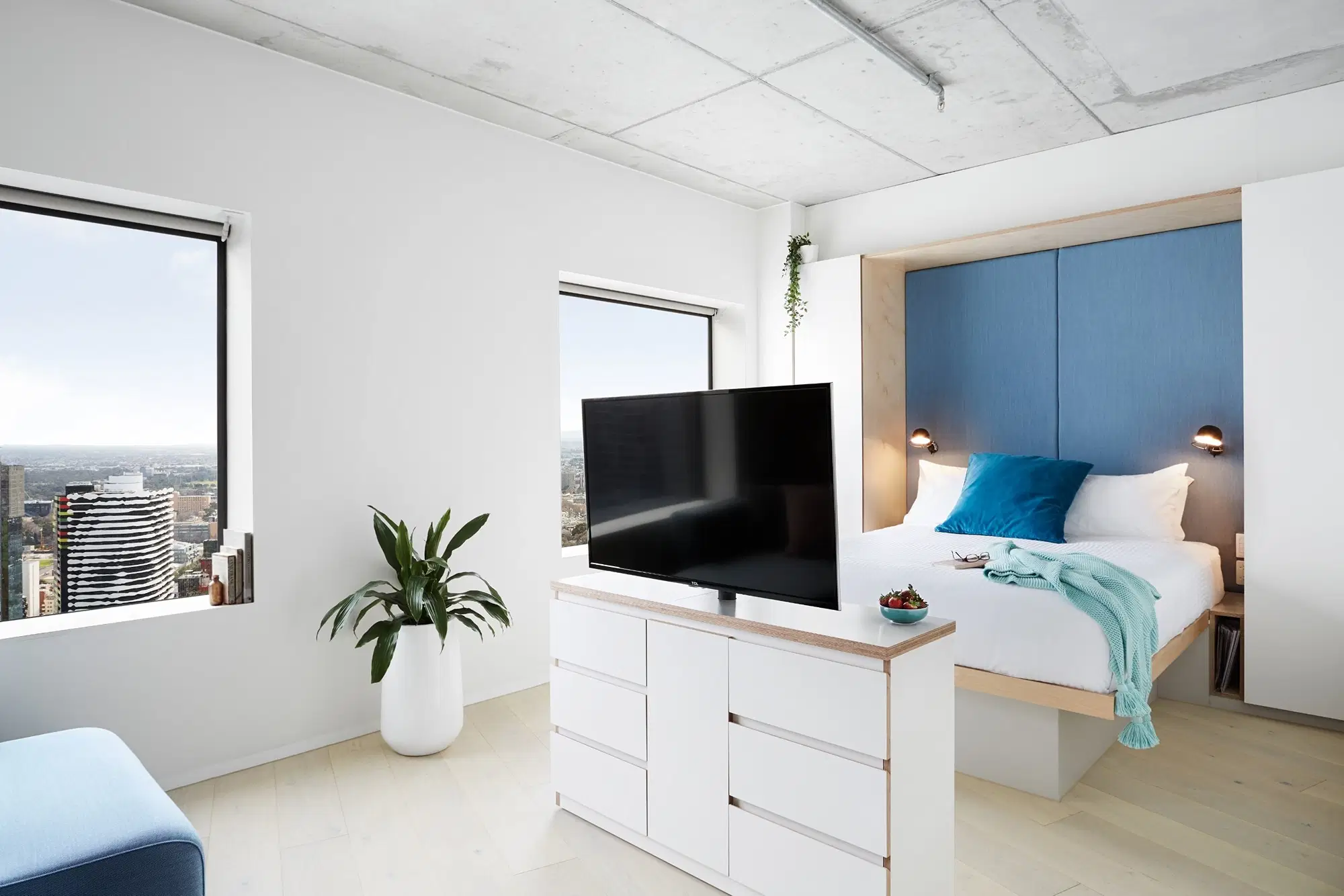 Scape Swanston, Melbourne – Club Studio Large, Queen Bed