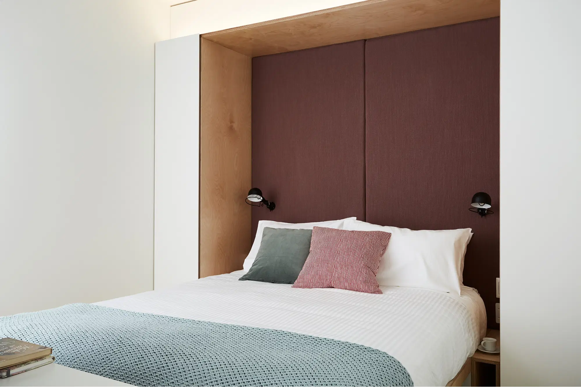 Scape Swanston, Melbourne – Club Studio Medium, Queen Bed