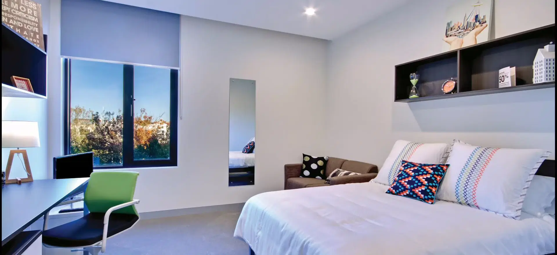 Scape Berkeley 1, Melbourne – Ultra Studio, Double Bed