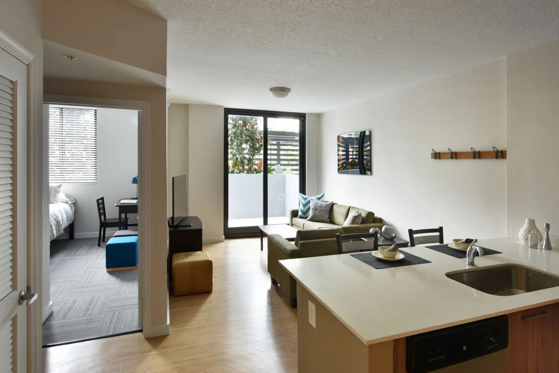 4th Street Commons, Miami – Studio