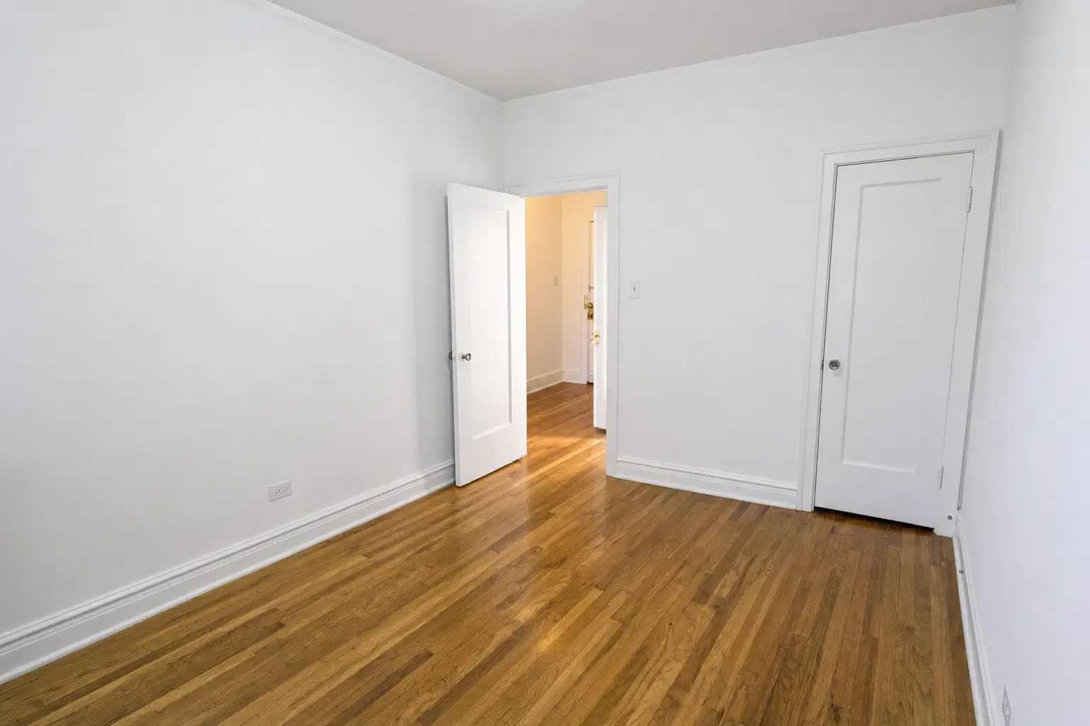 5415 S. Woodlawn Avenue, Chicago – 1 Bed 1 Bath