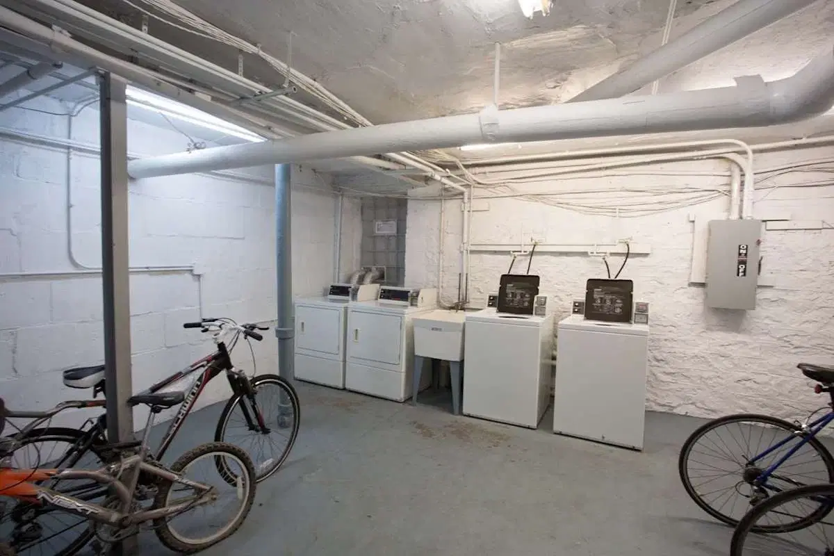 5457-5459 S. Blackstone Avenue, Chicago – Amenities