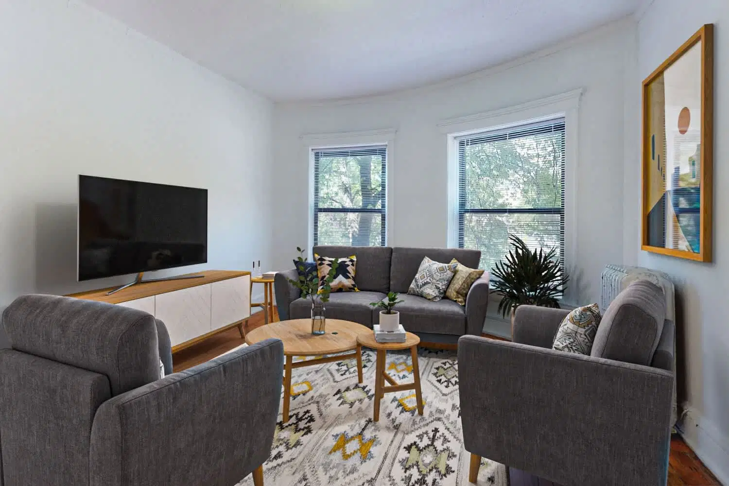 1515 E. 54th Street, Chicago – Common Area