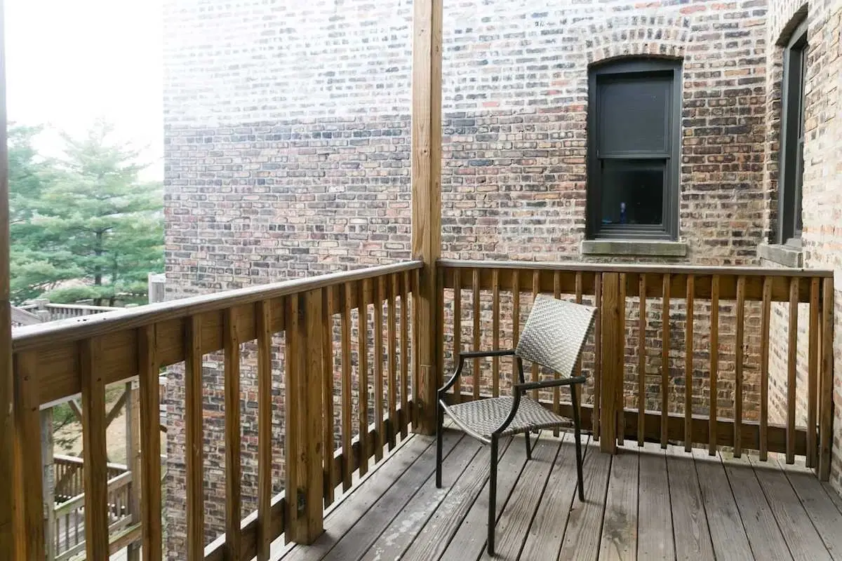 5452 S. Ellis Avenue, Chicago – Exterior