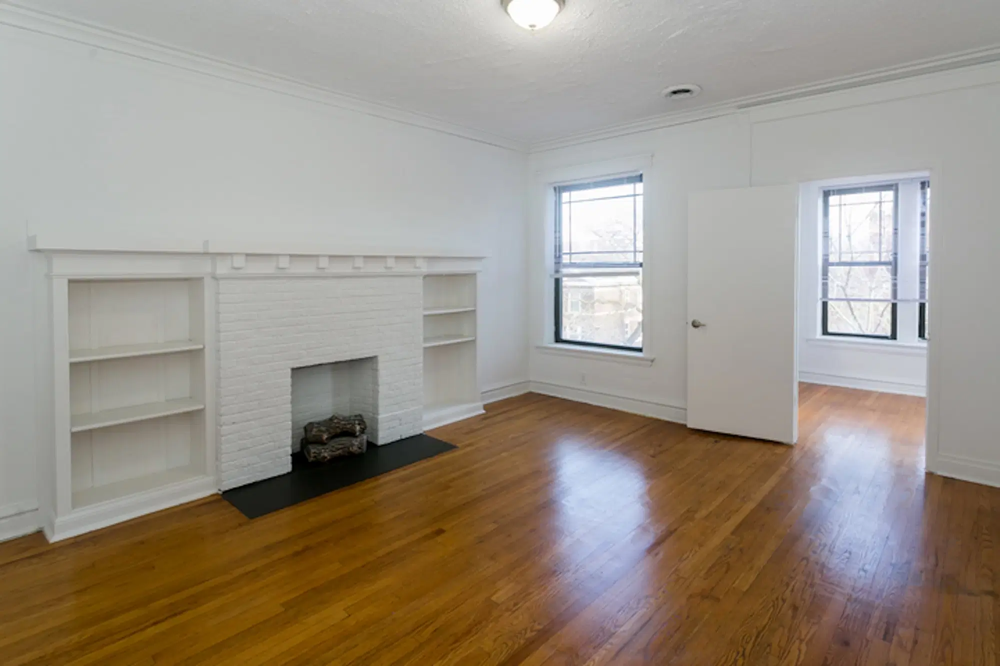 5401-5403 S. Woodlawn Avenue, Chicago