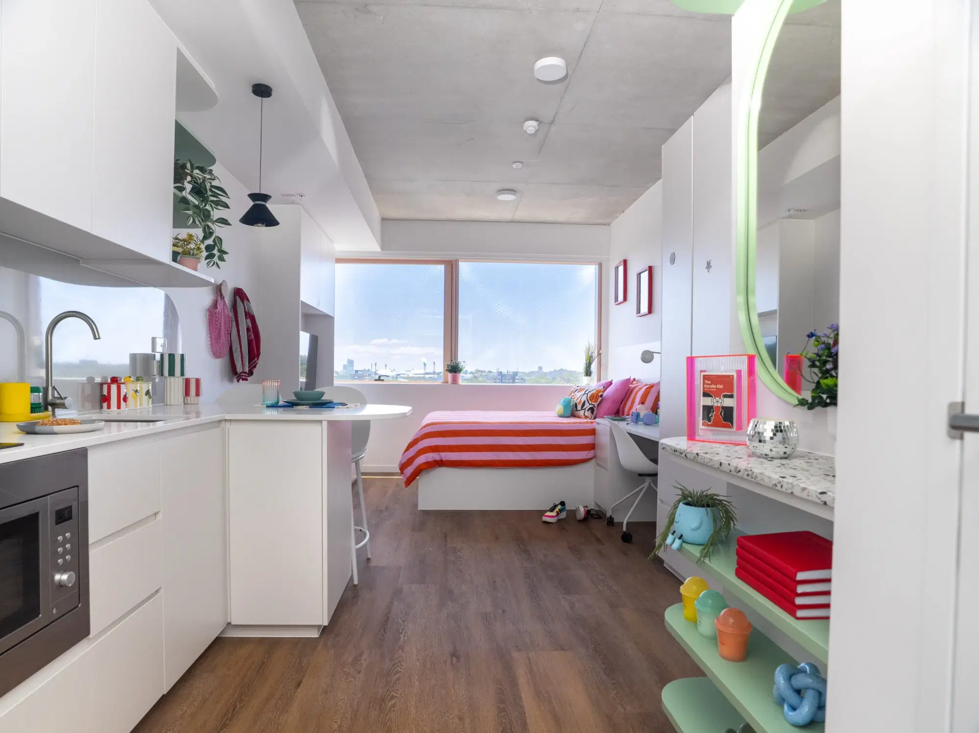 Scape Lachlan, Sydney – Signature Plus Studio Apartment