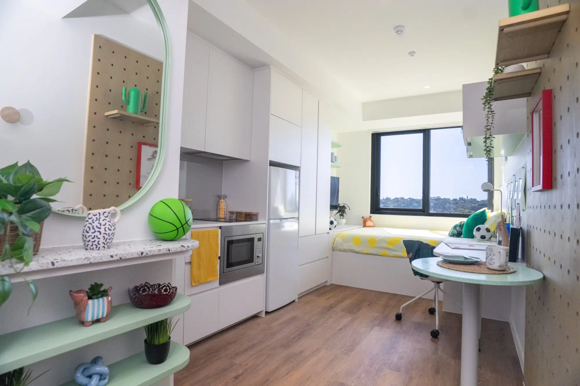 Scape Lachlan, Sydney – Signature Studio Apartment