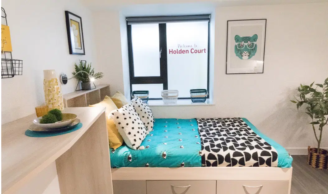 Holden Court, Brighton – Ultra Studio