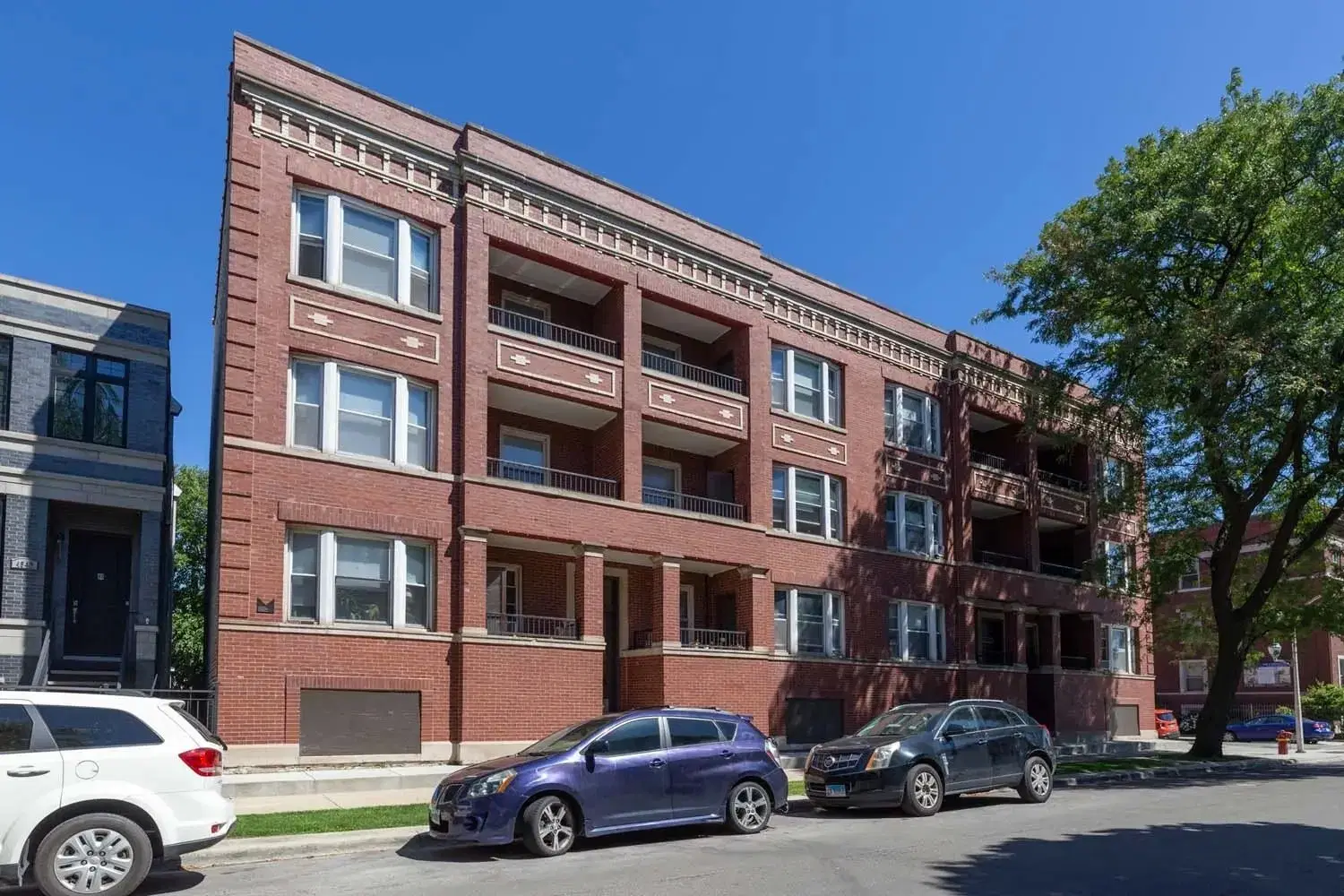 4859 S. Champlain Avenue, Chicago – Exterior