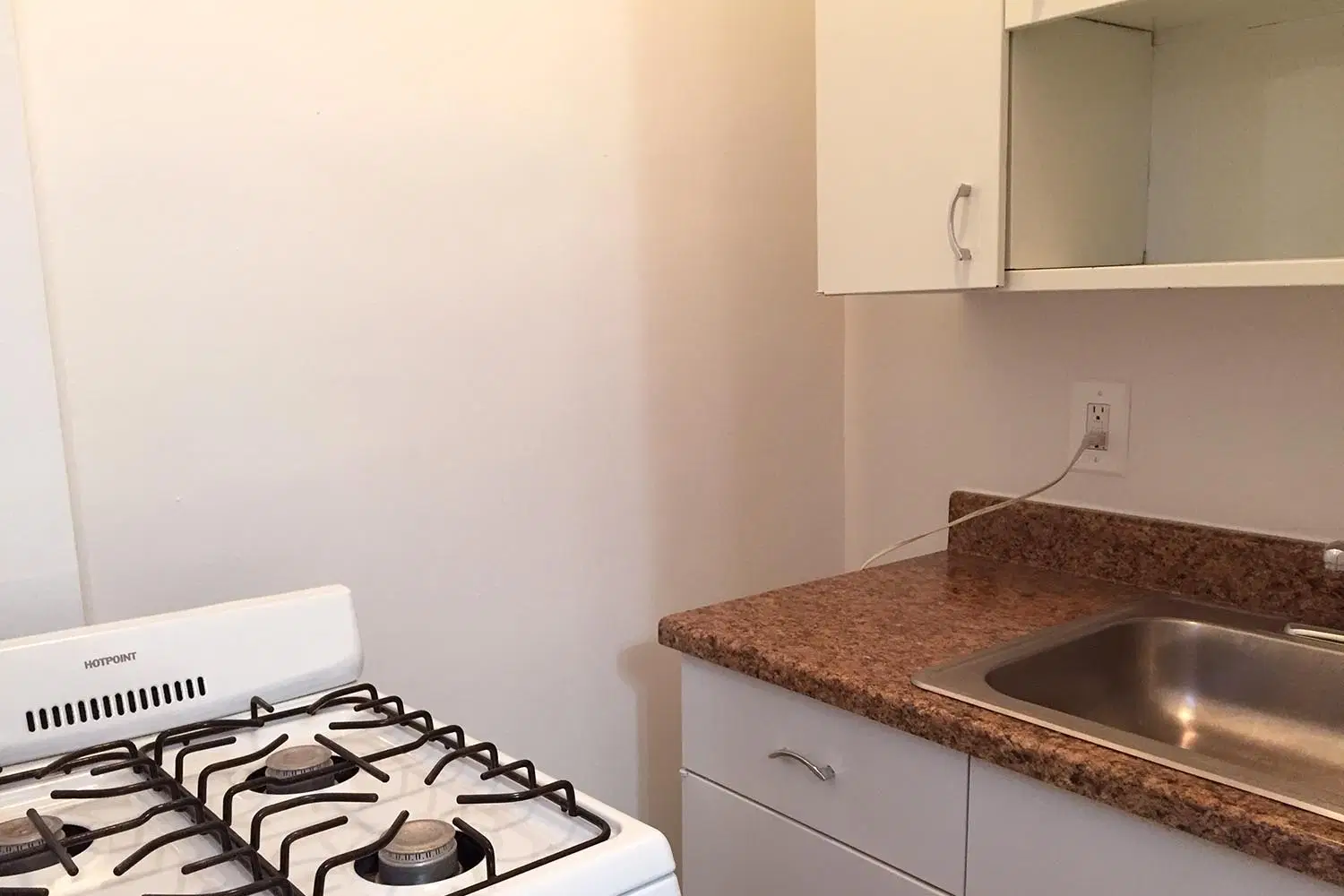 5049 S. Drexel Boulevard, Chicago – Kitchen