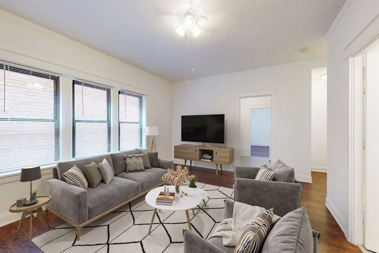 5528-5532 S. Everett Avenue, Chicago – Common Area