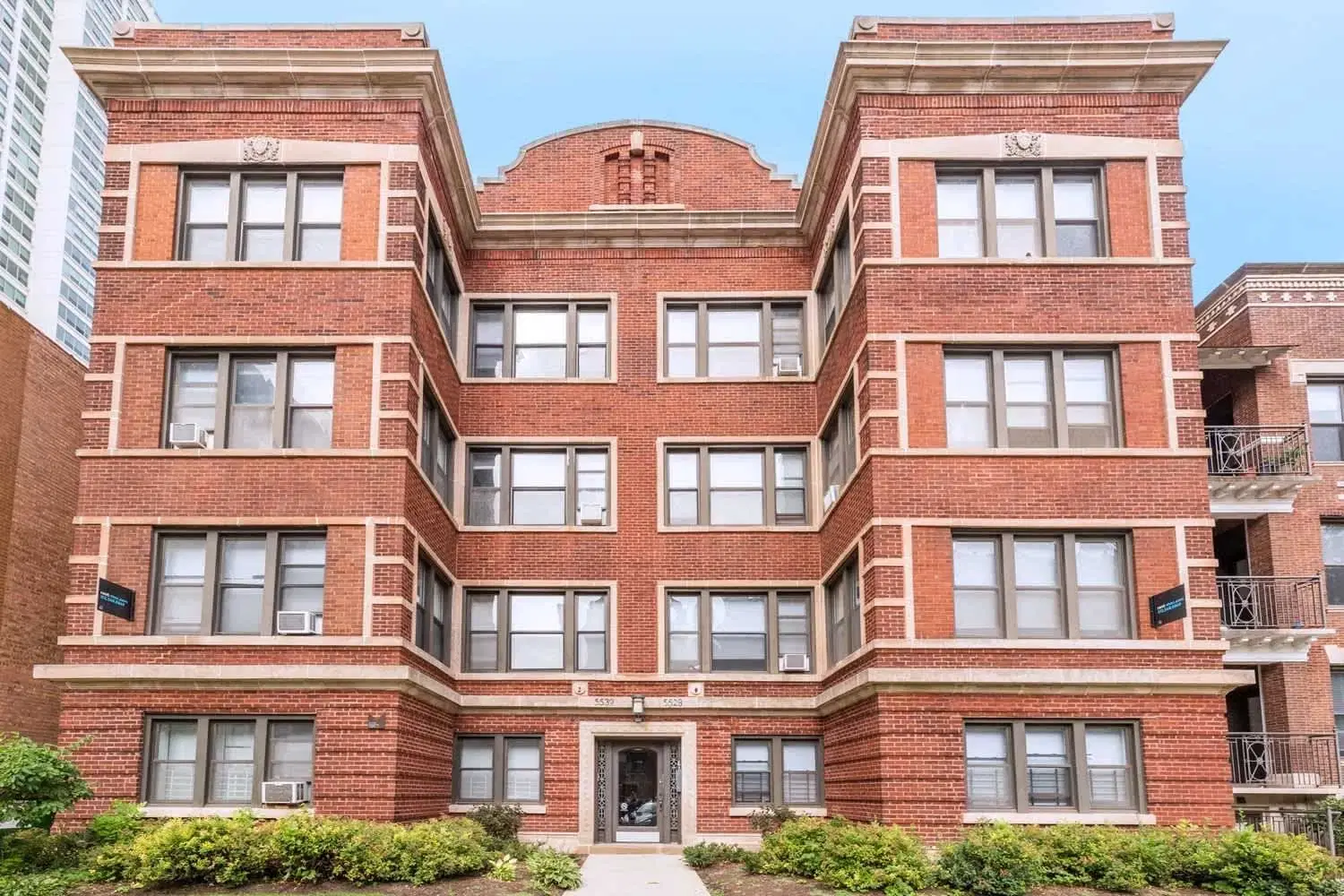 5528-5532 S. Everett Avenue, Chicago – Exterior