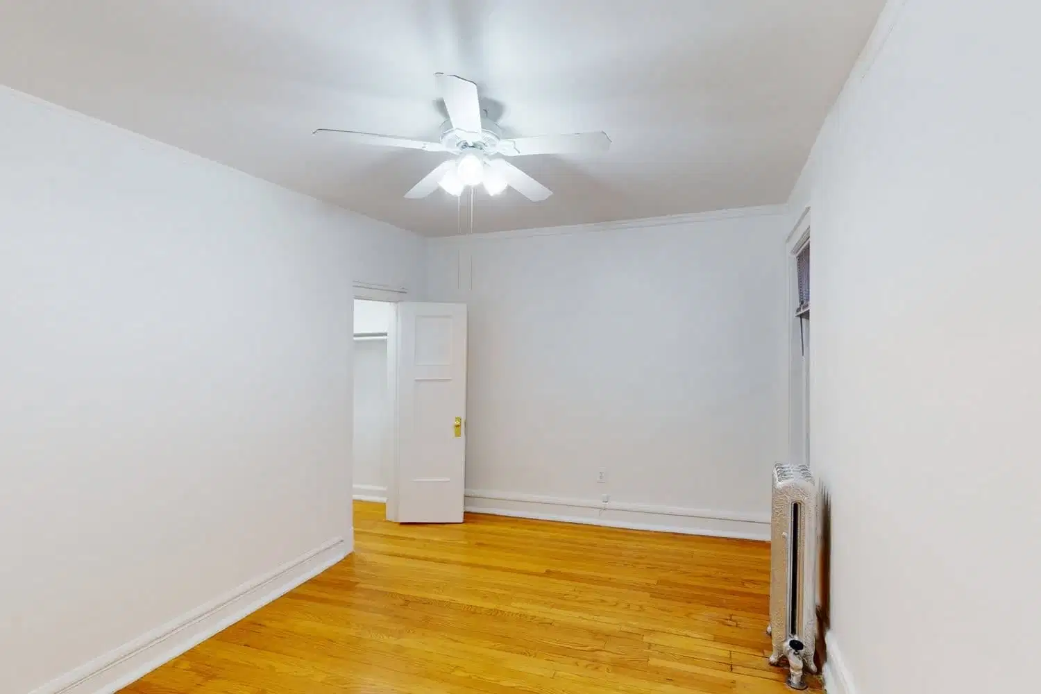 5336-5338 S. Hyde Park Boulevard, Chicago